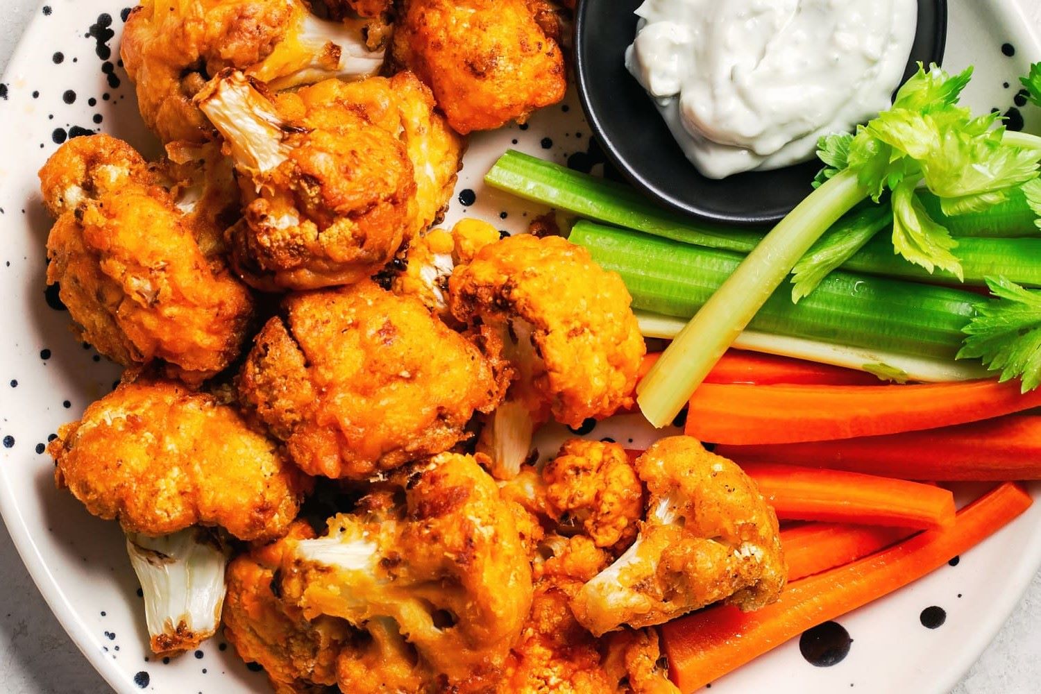 air-fryer-vegan-buffalo-cauliflower-recipe