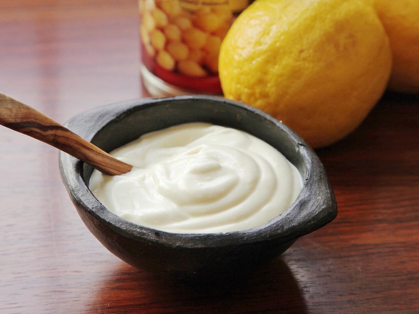 vegan-aquafaba-mayonnaise-recipe