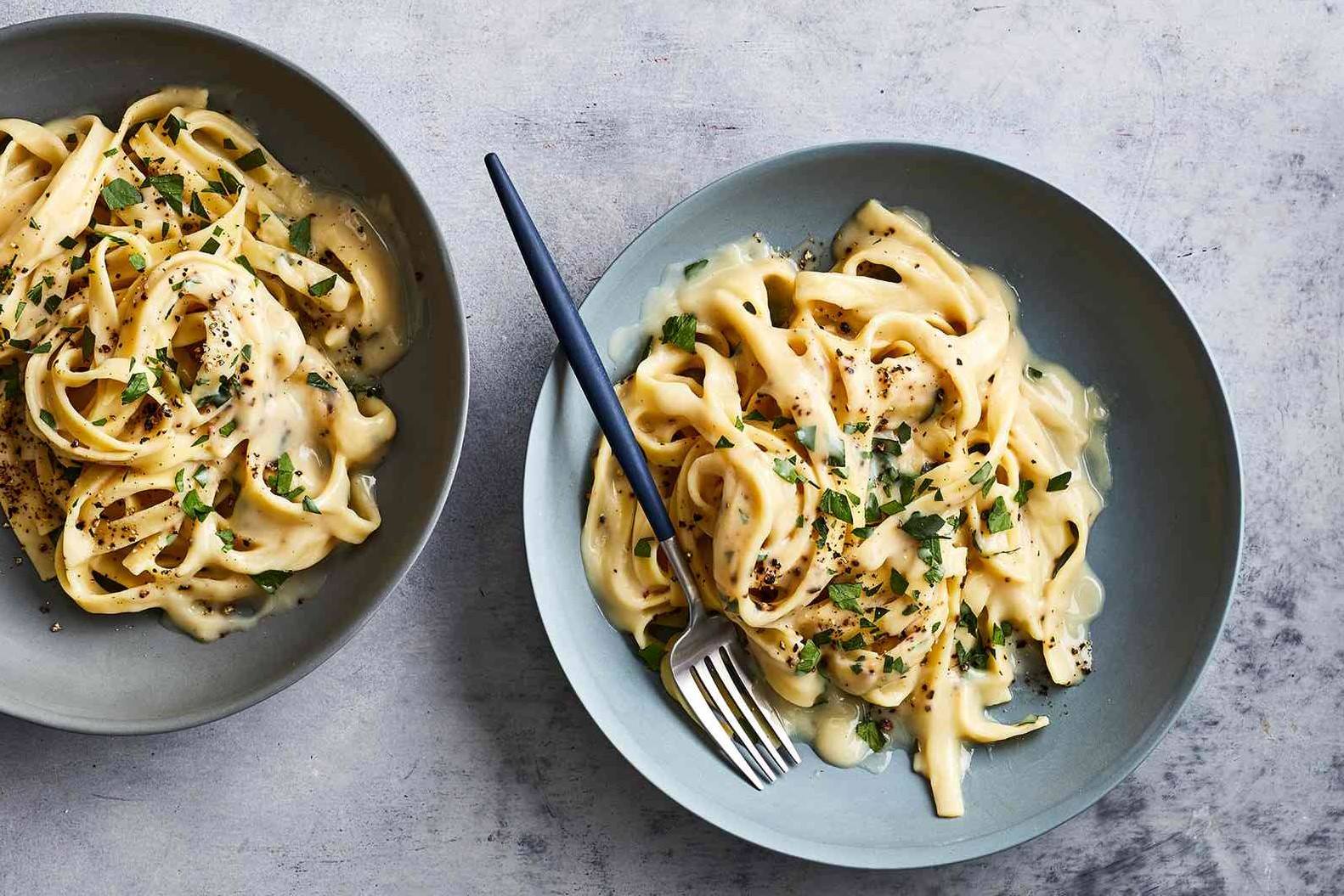 vegan-cauliflower-alfredo-sauce-recipe