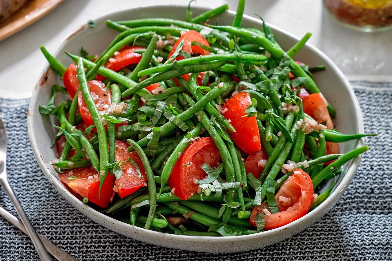 vegan-green-bean-tomato-basil-sheet-pan-dinner-recipe