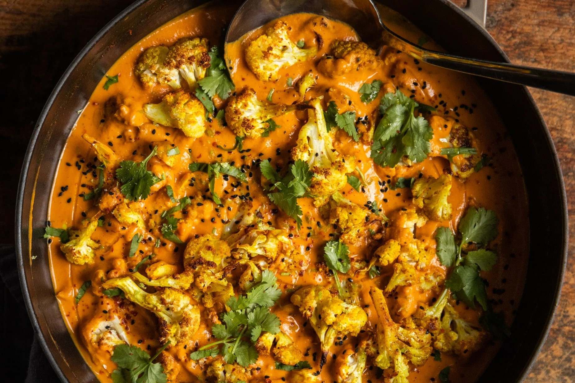 vegan-indian-curry-with-cauliflower-and-lentils-recipe