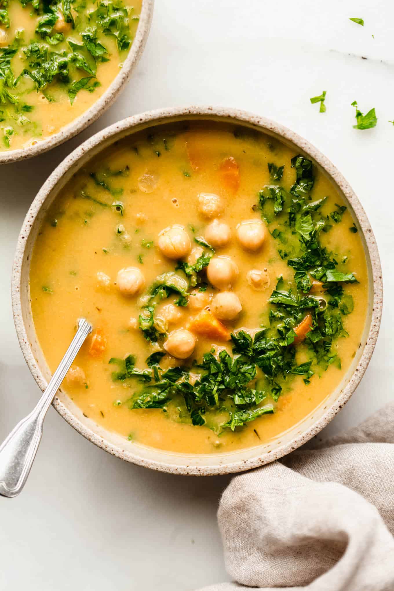 vegan-kale-and-chickpea-soup-recipe