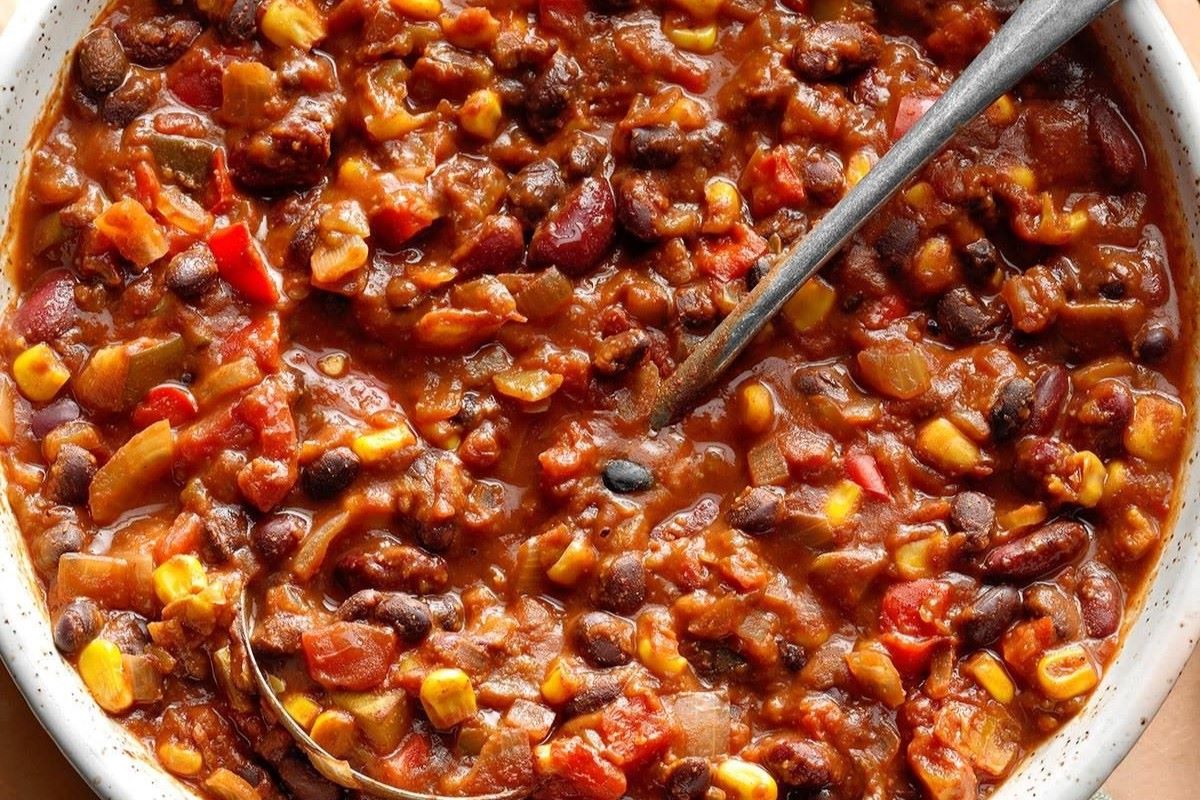 vegan-slow-cooker-chili-recipe