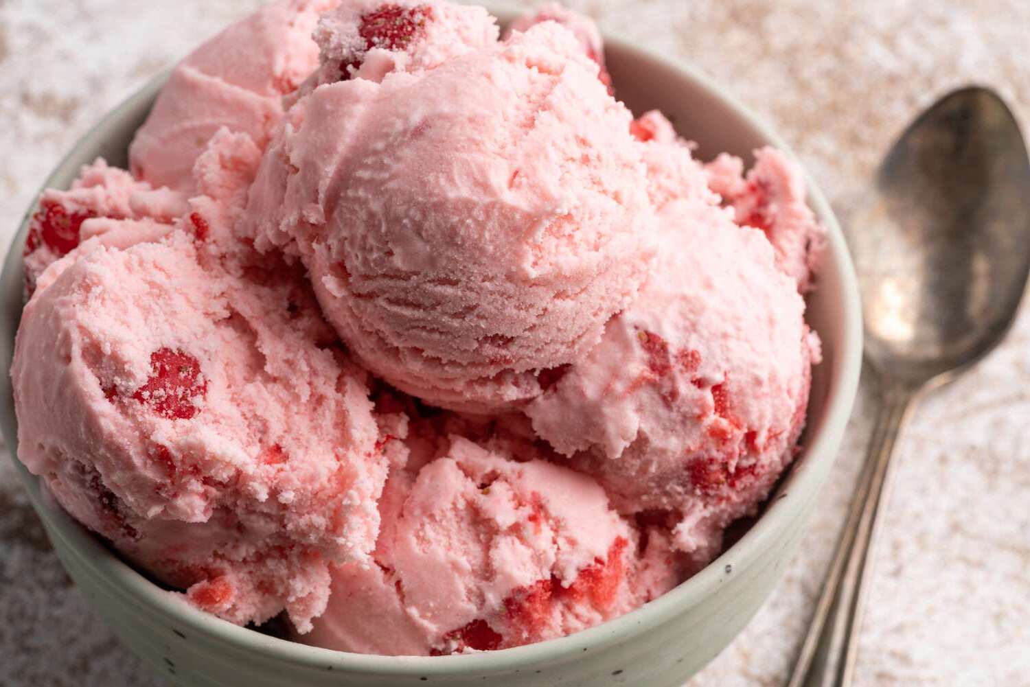 vegan-strawberry-gelato-recipe