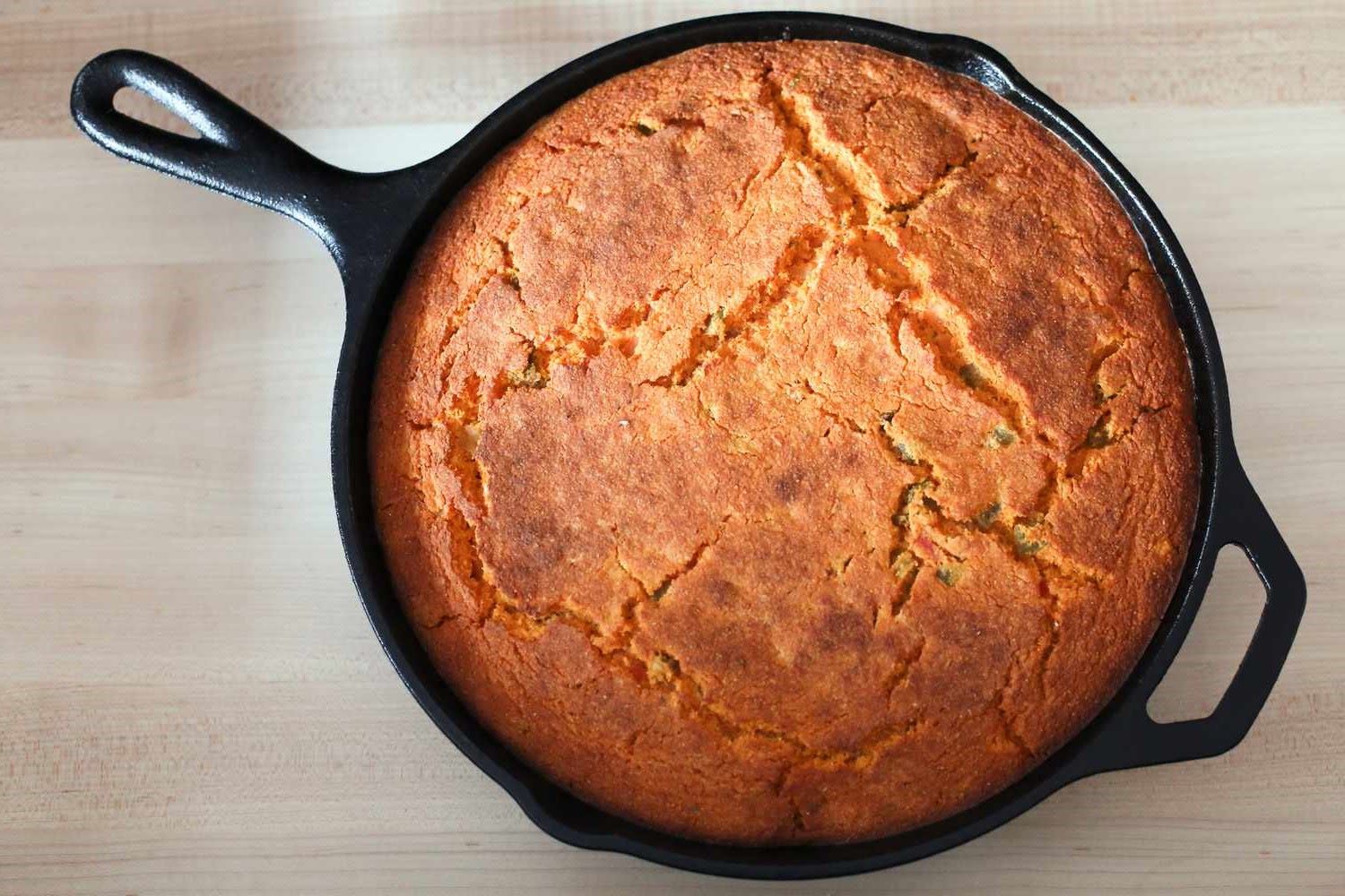 veggie-chili-cornbread-casserole-recipe