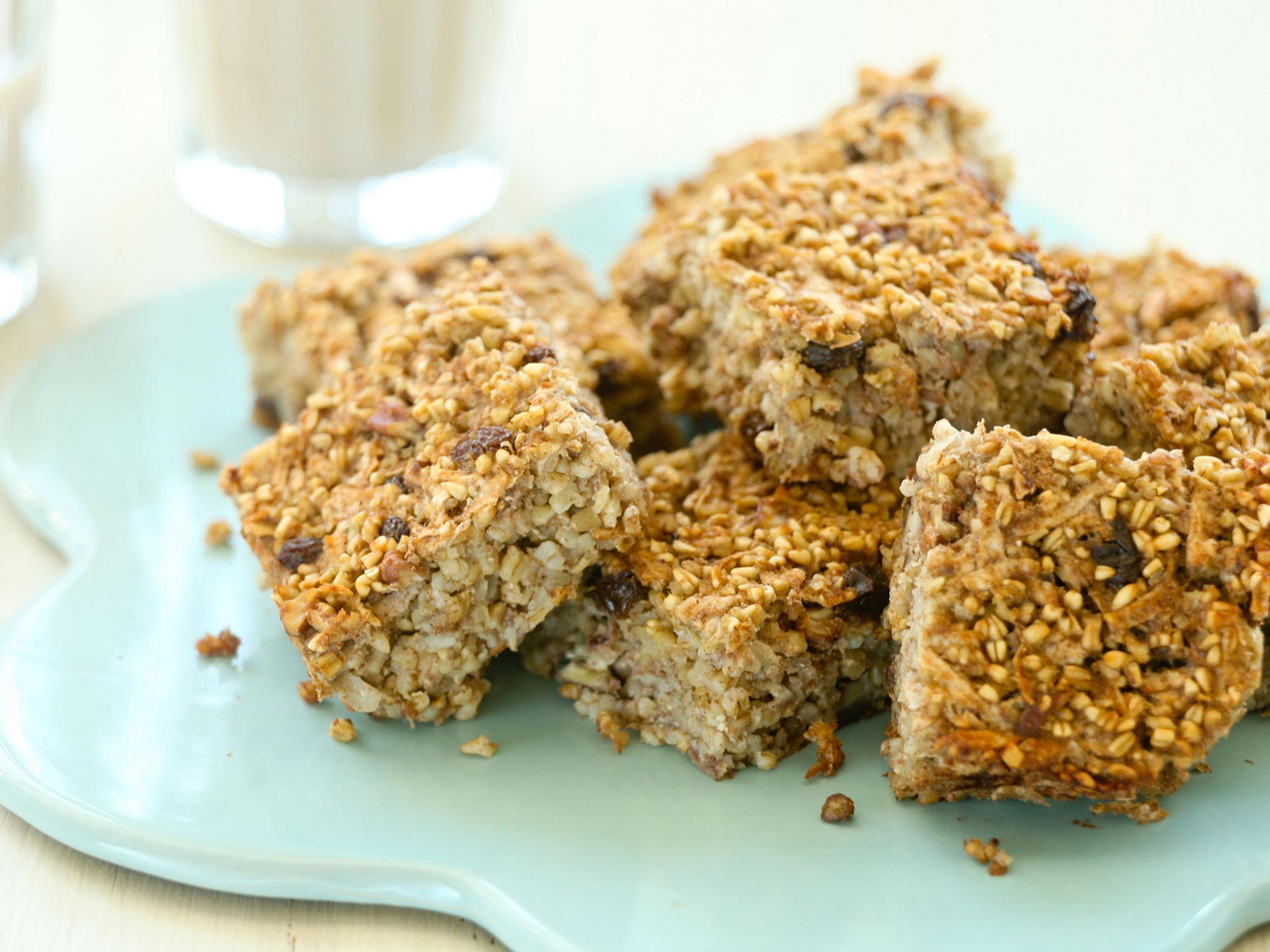 apple-cinnamon-oat-bars-recipe