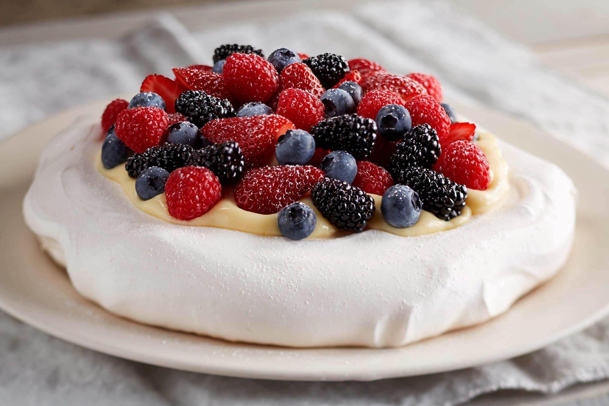 berry-pavlova-recipe