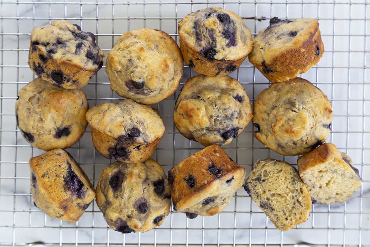 blueberry-yogurt-muffins-recipe