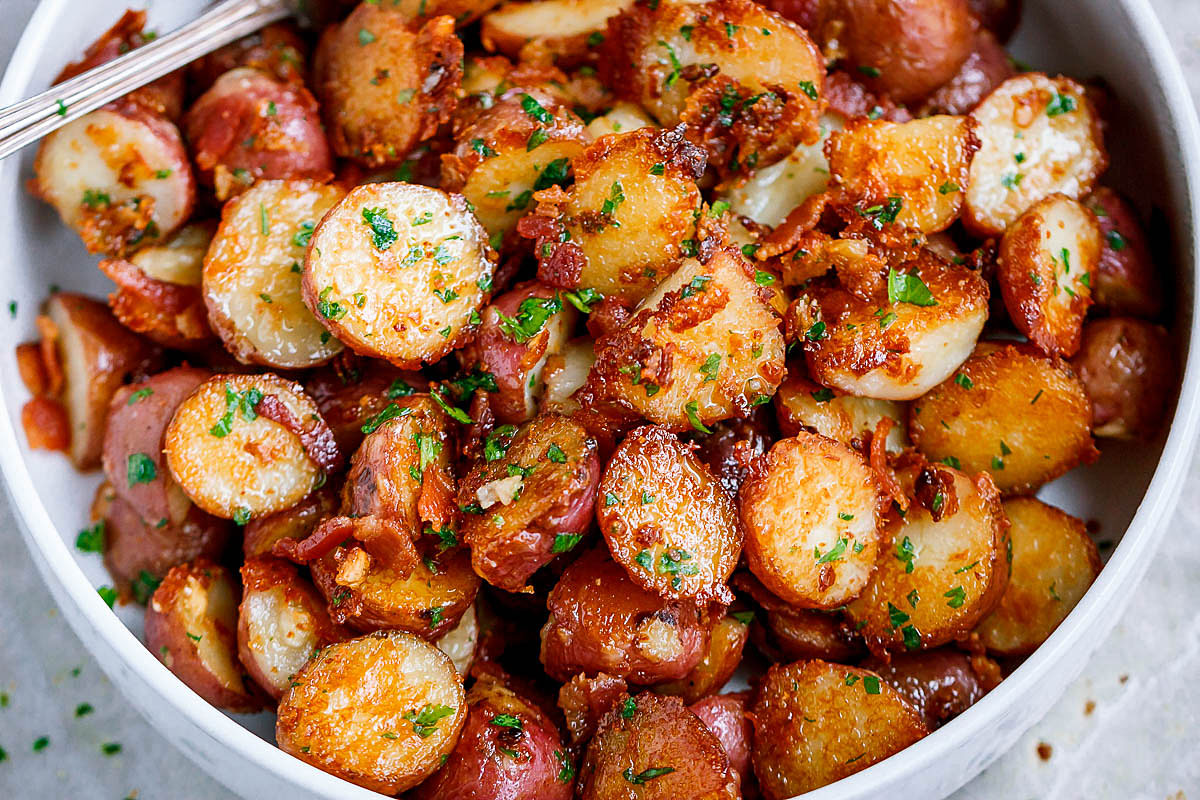 garlic-parmesan-roasted-potatoes-recipe