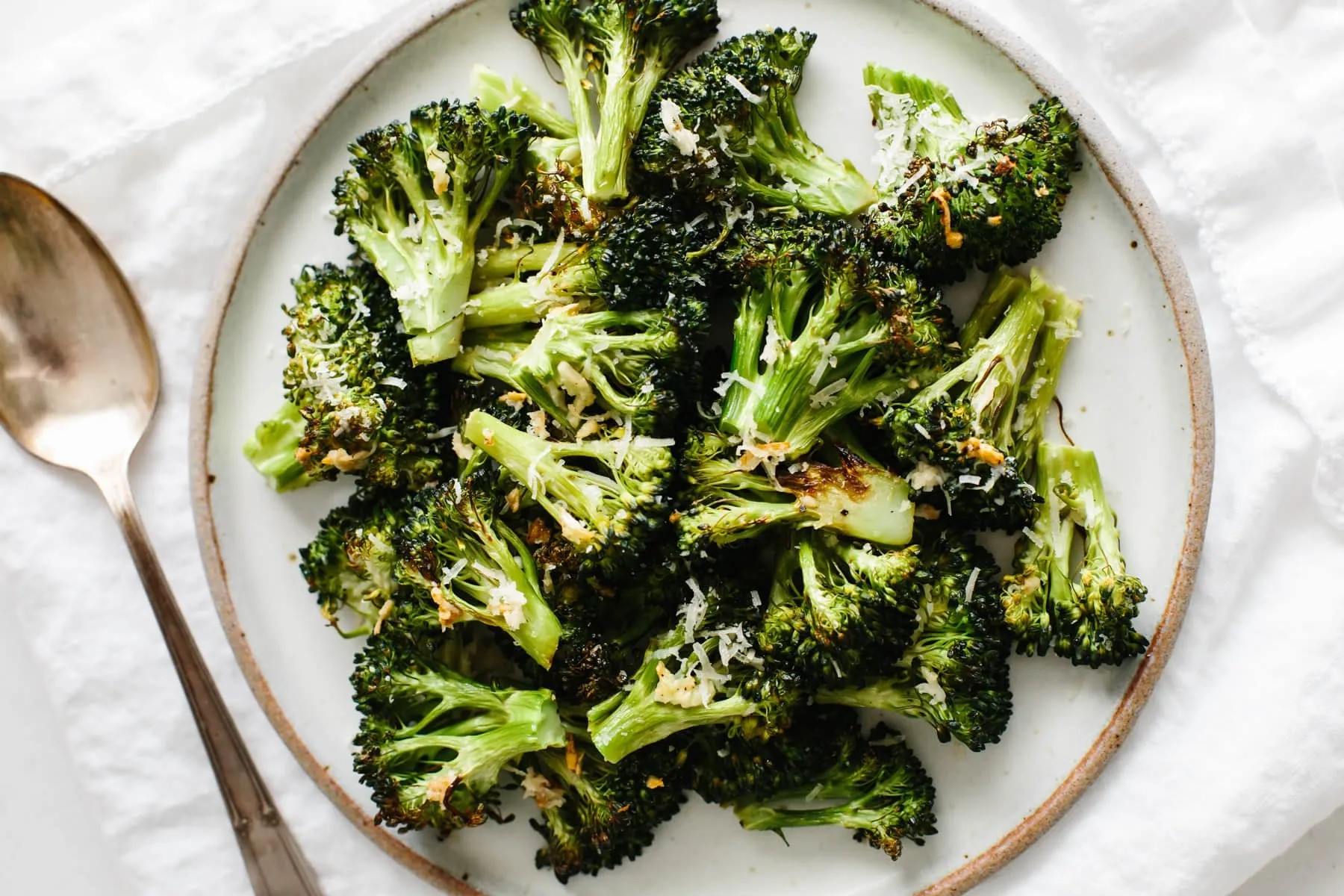 garlic-roasted-broccoli-recipe