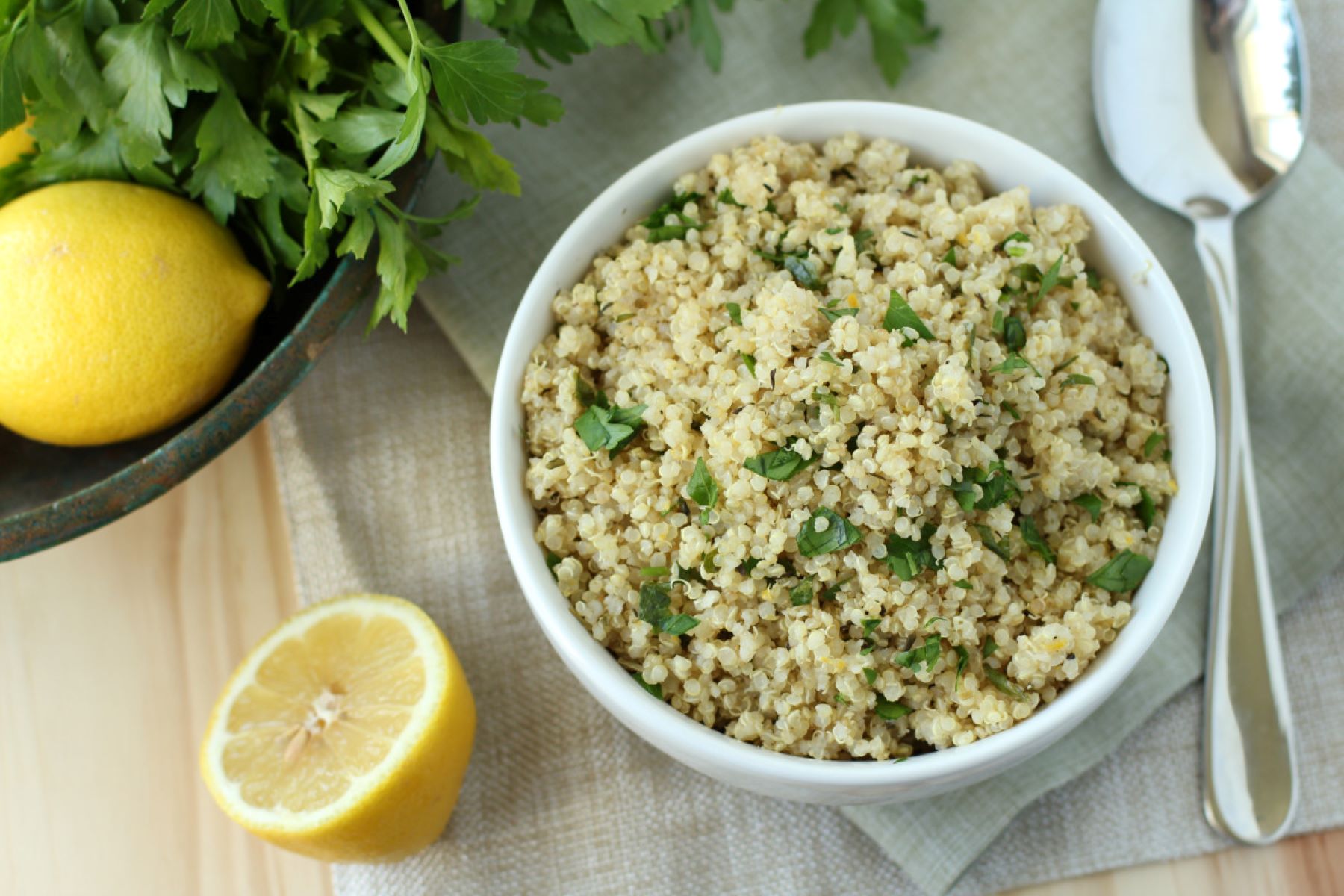 lemon-herb-quinoa-salad-recipe