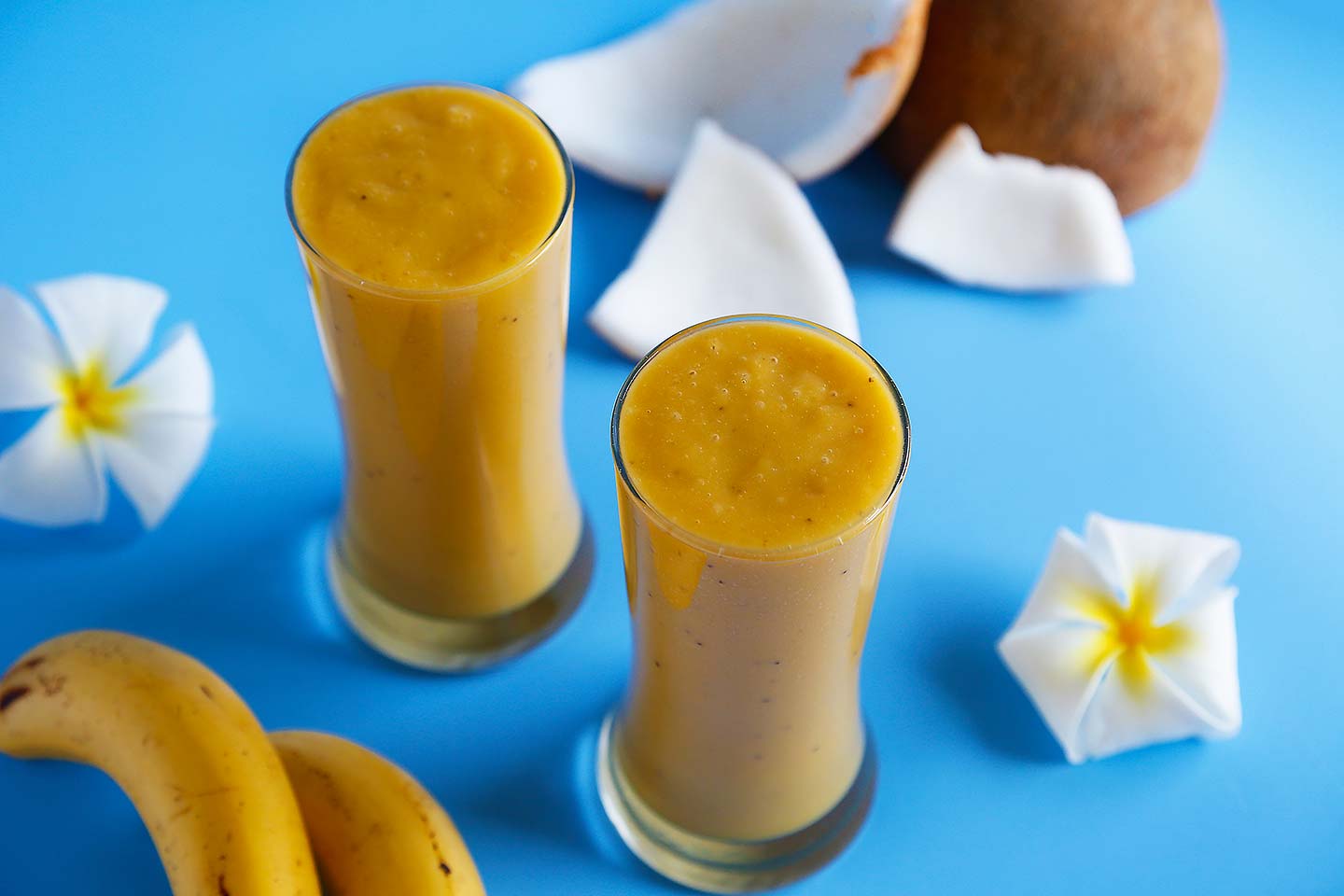 mango-coconut-smoothie-recipe