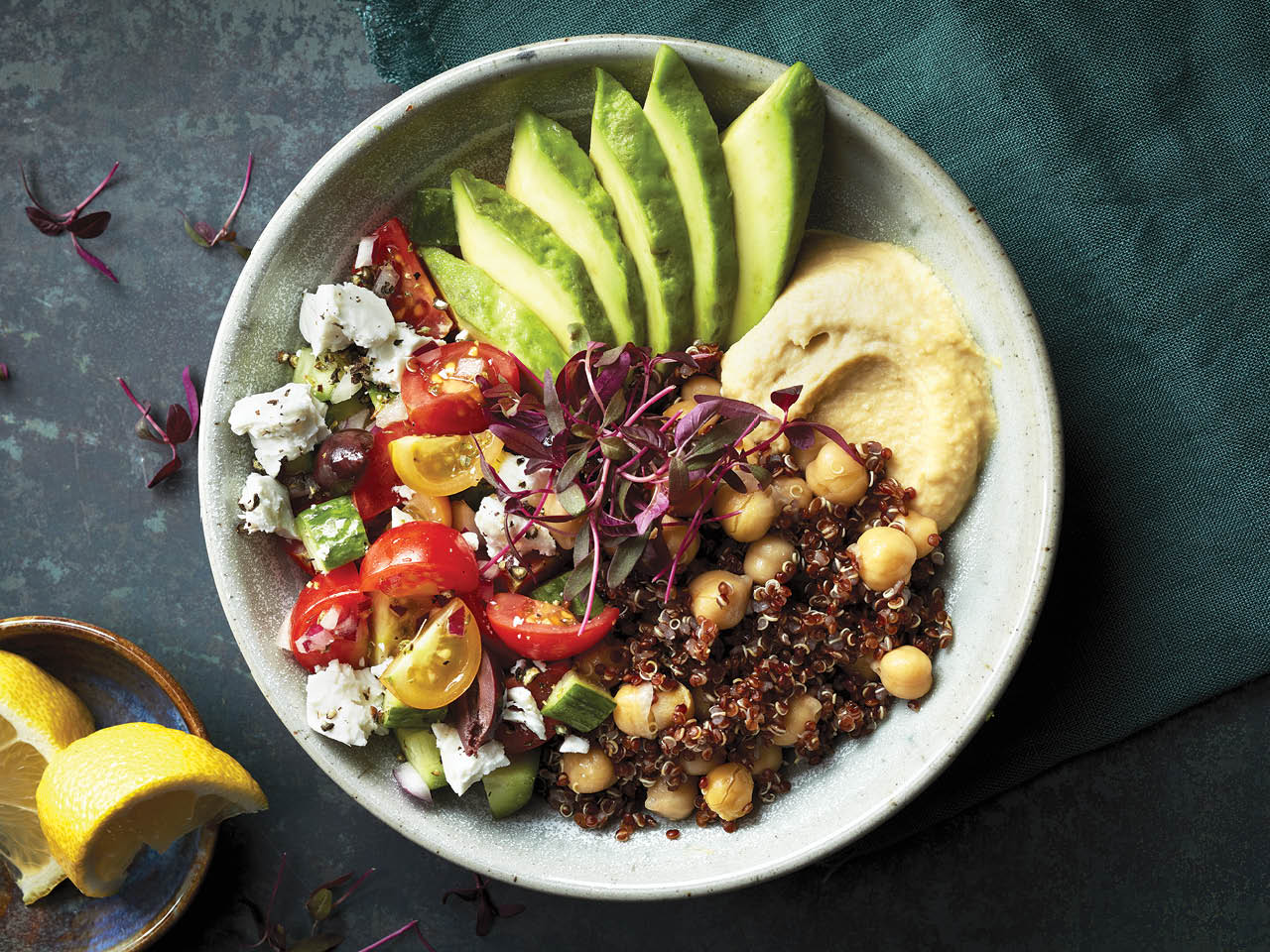 mediterranean-quinoa-bowl-recipe