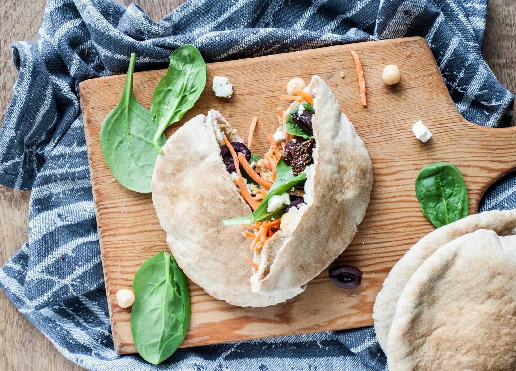 mediterranean-veggie-pita-recipe