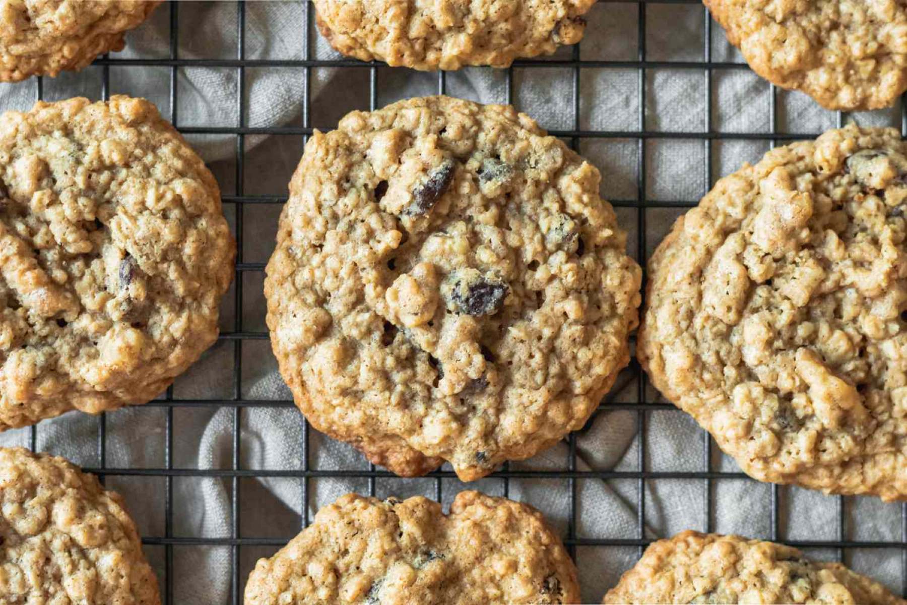 oatmeal-raisin-cookies-recipe