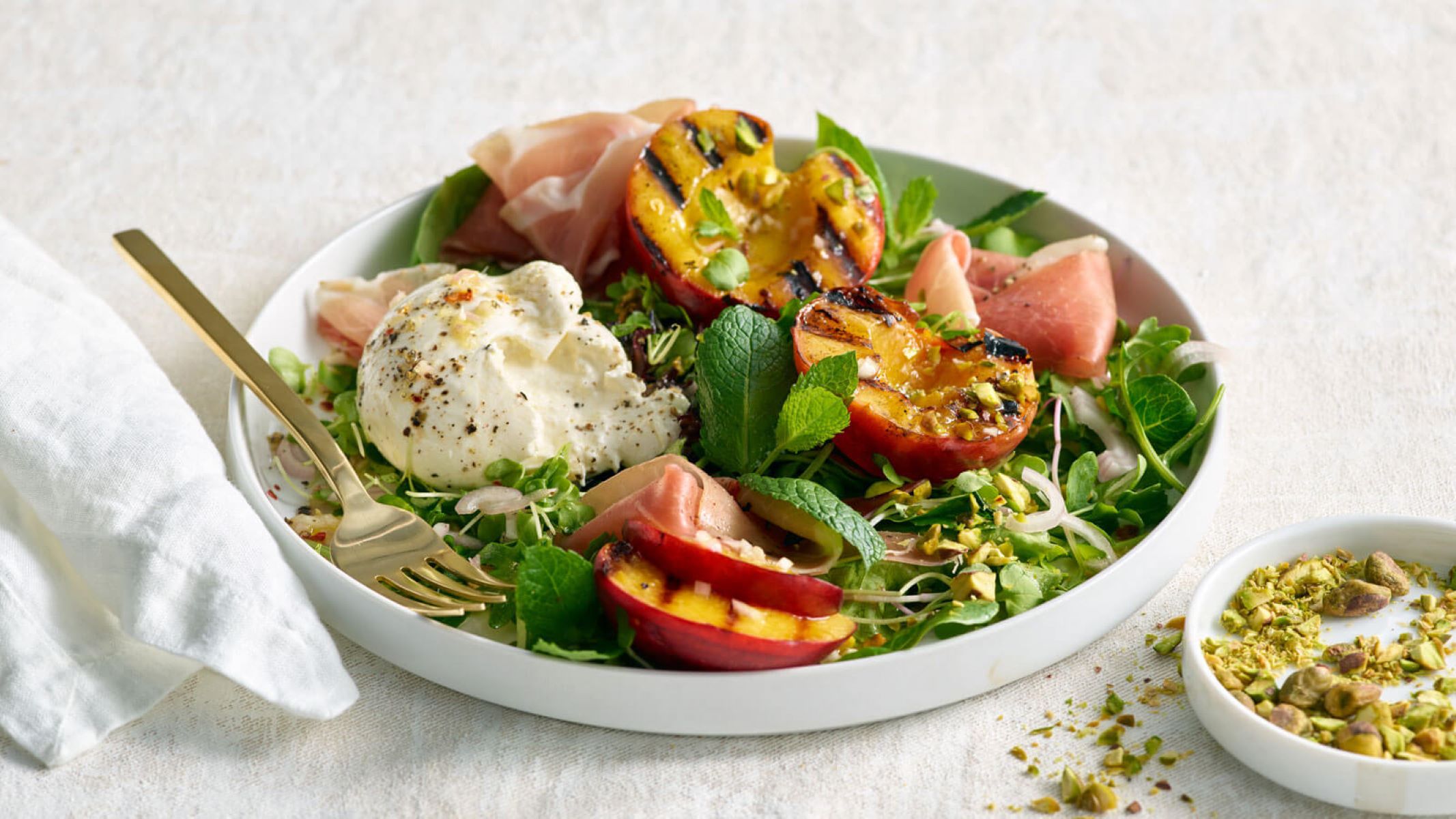 peach-burrata-salad-recipe