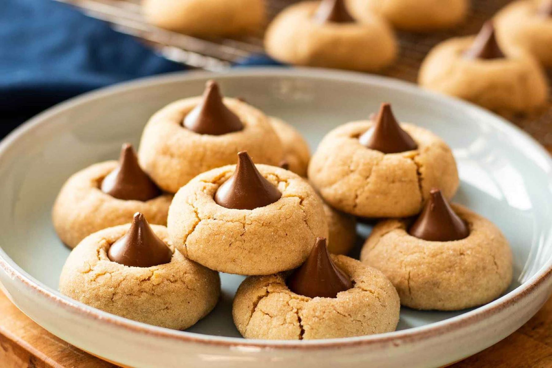 peanut-butter-blossoms-recipe