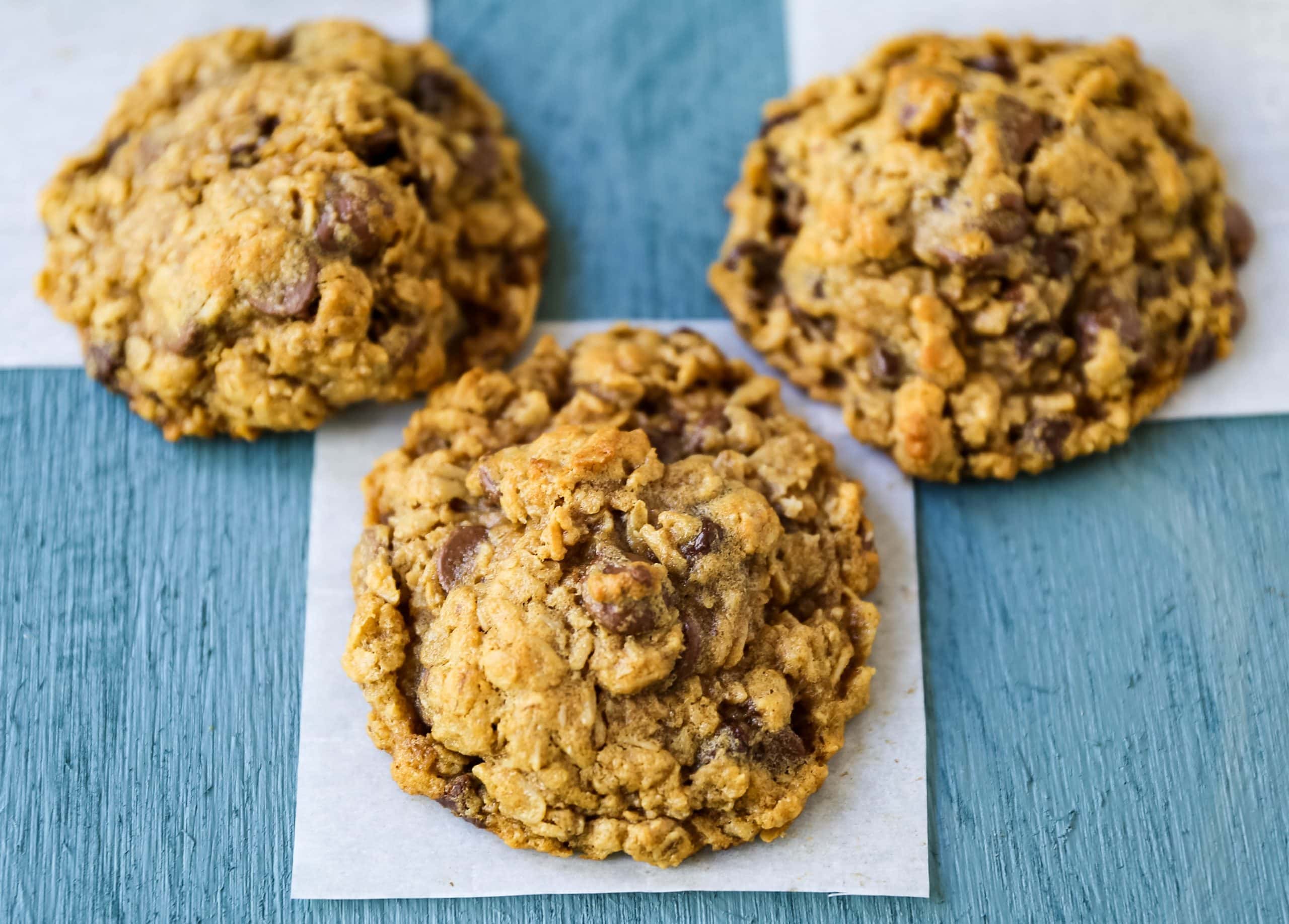 peanut-butter-oatmeal-cookies-recipe