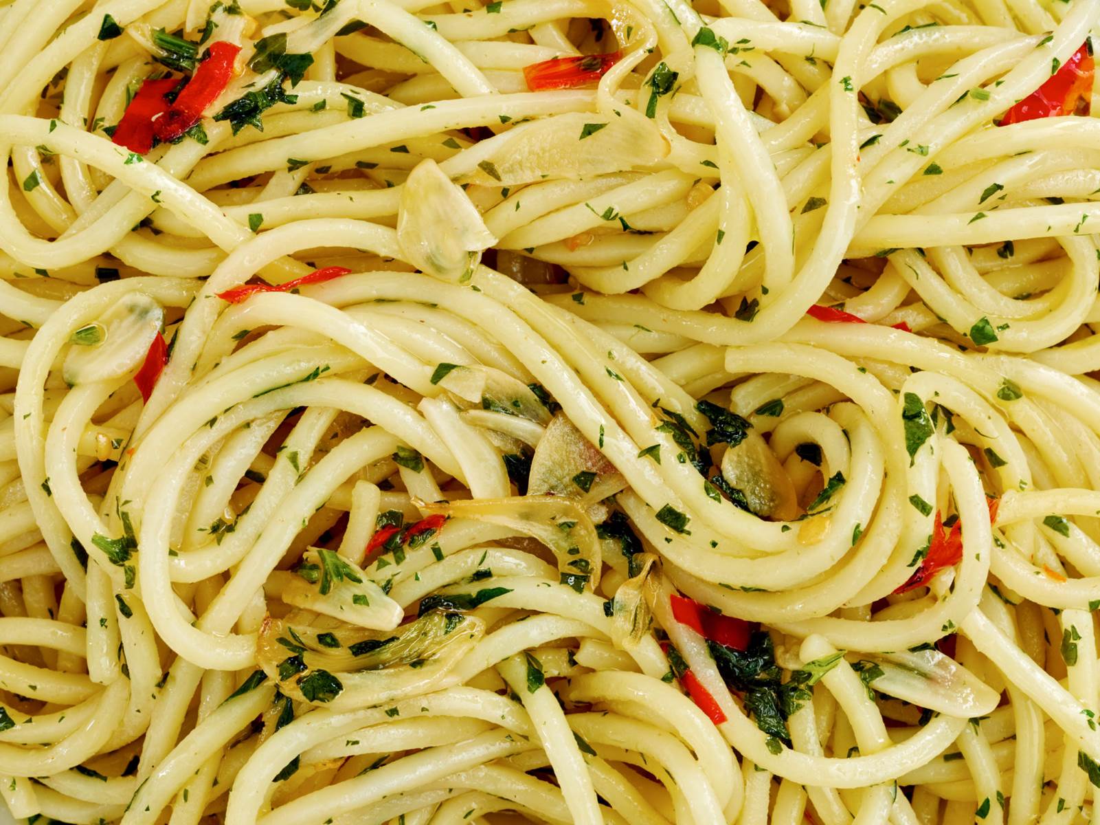 spaghetti-aglio-e-olio-recipe