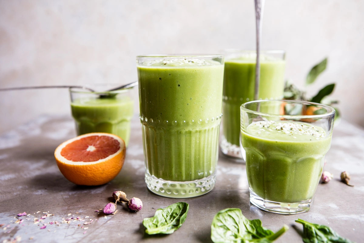 tropical-green-smoothie-recipe