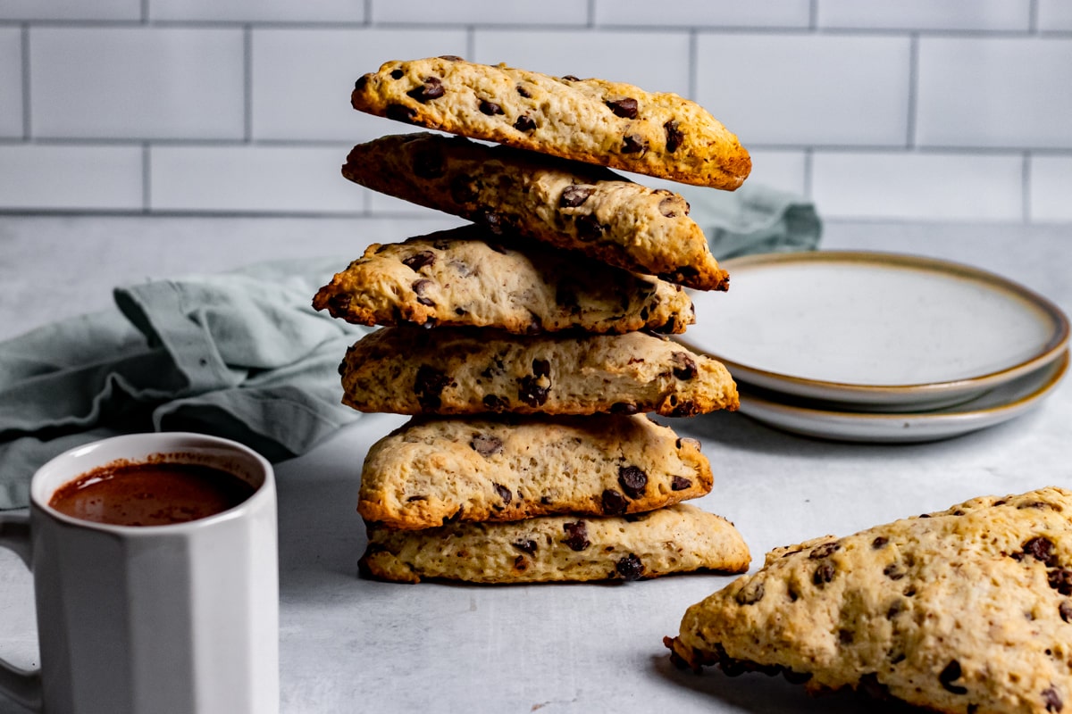 vegan-chocolate-chip-scones-recipe