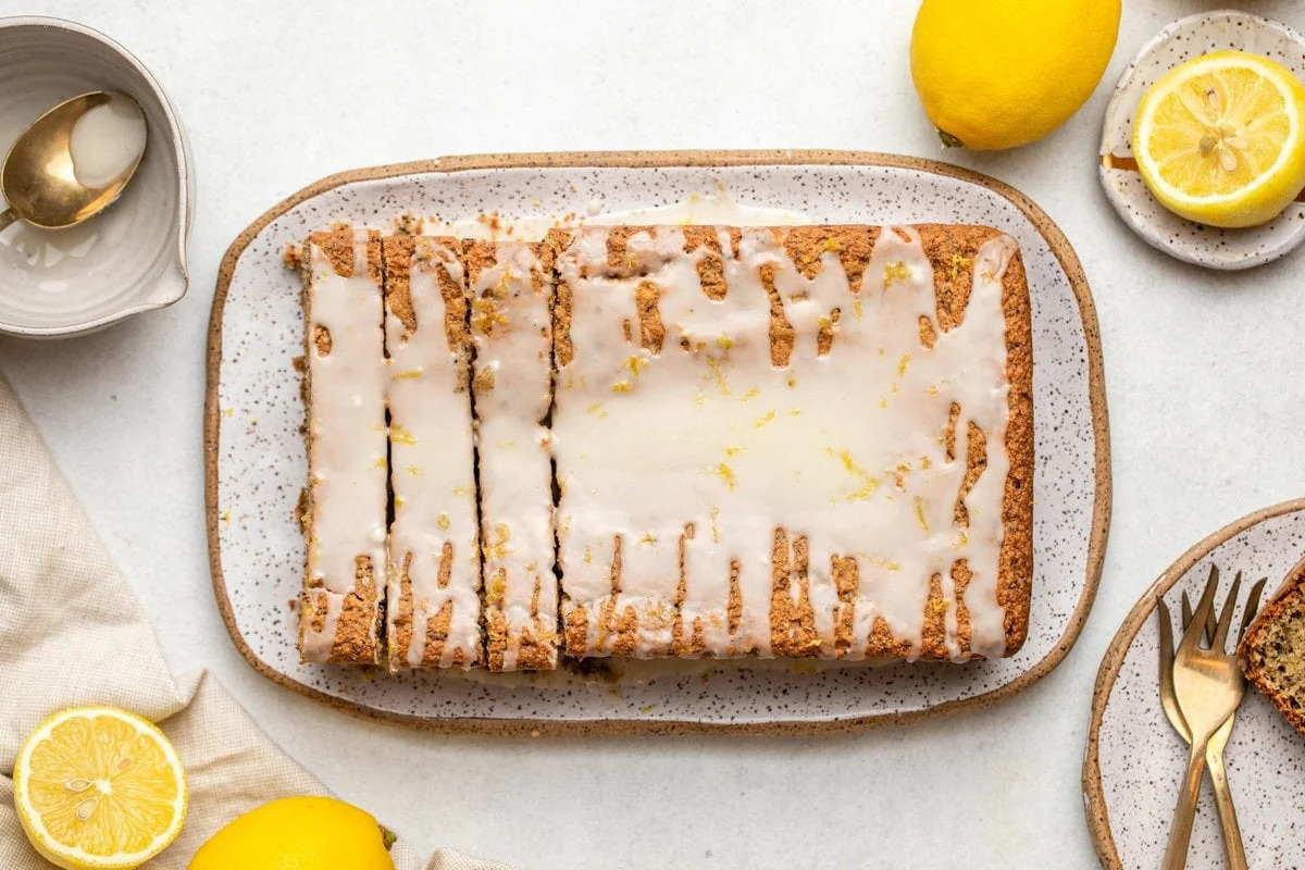 vegan-lemon-poppy-seed-cake-recipe