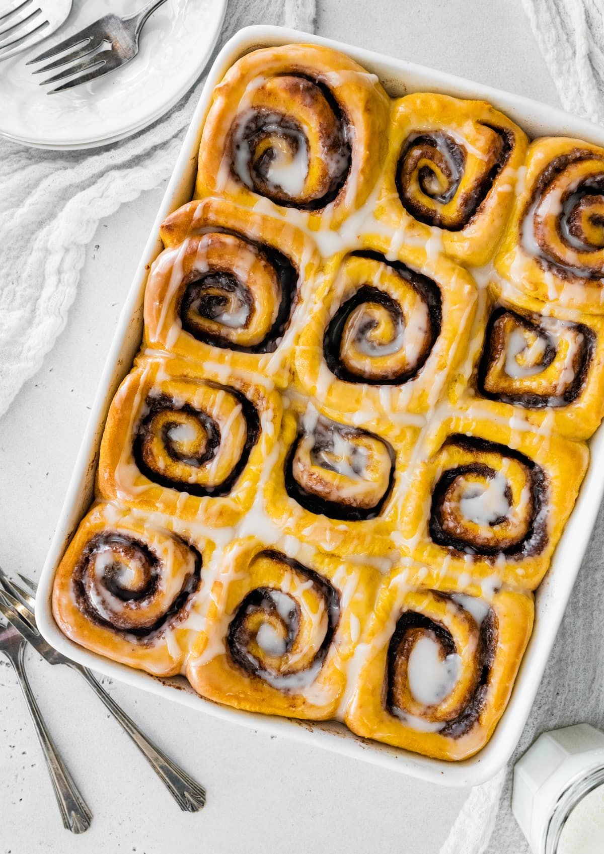 vegan-pumpkin-spice-rolls-recipe