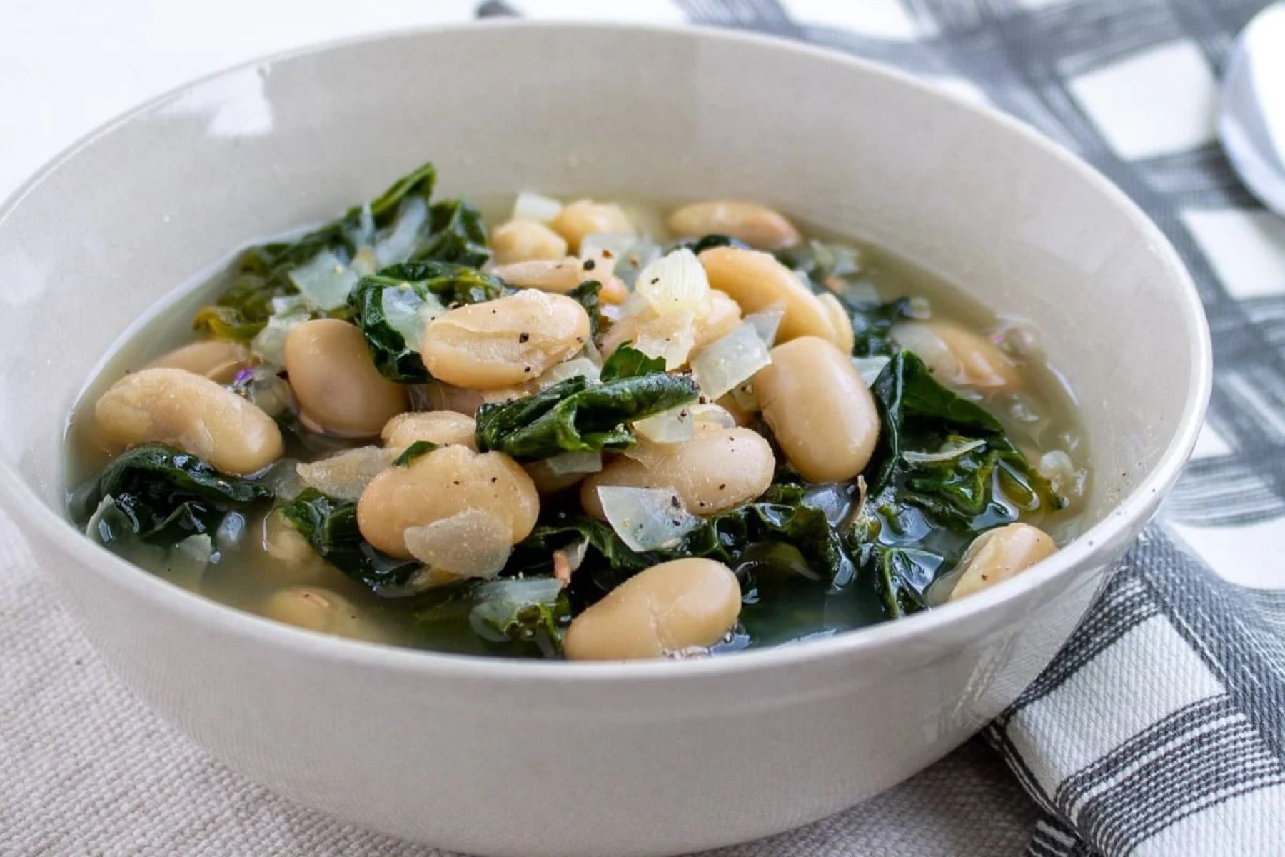 white-bean-and-kale-soup-recipe