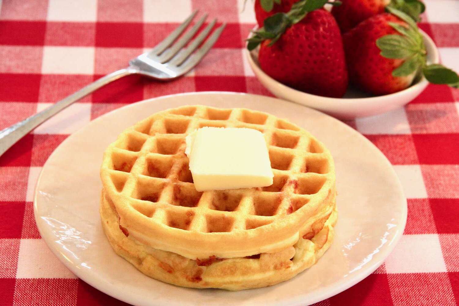 almond-flour-waffles-recipe