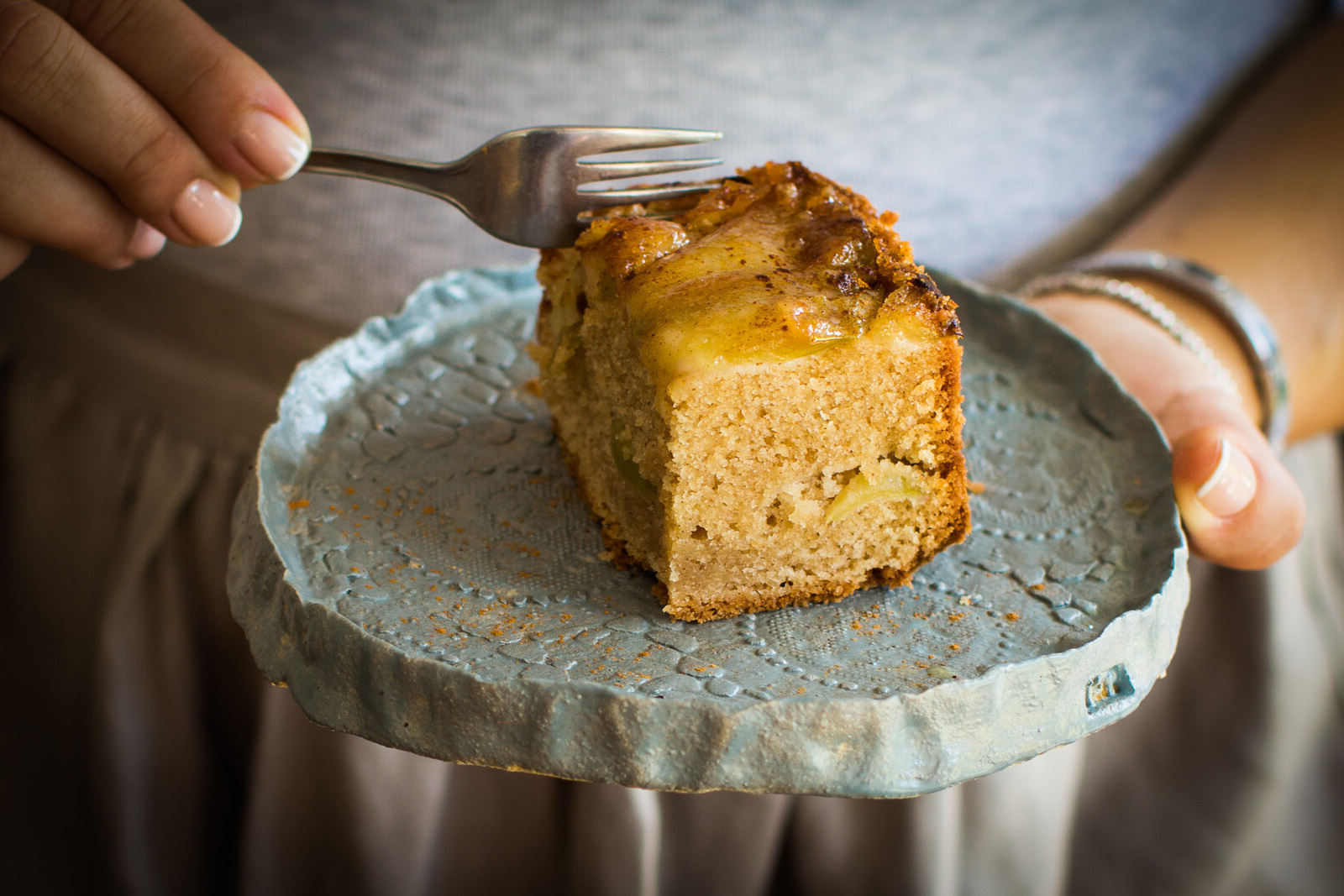 apple-cinnamon-cornbread-recipe