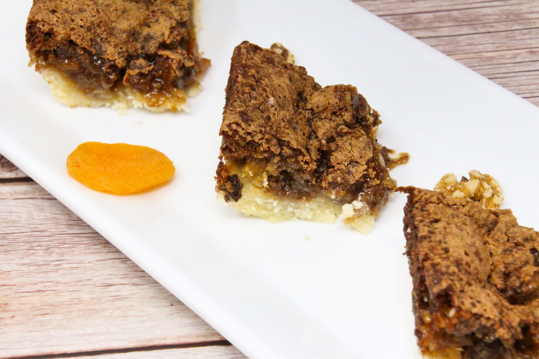 apricot-walnut-squares-recipe