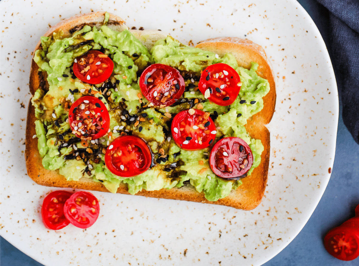 avocado-tomato-toast-recipe