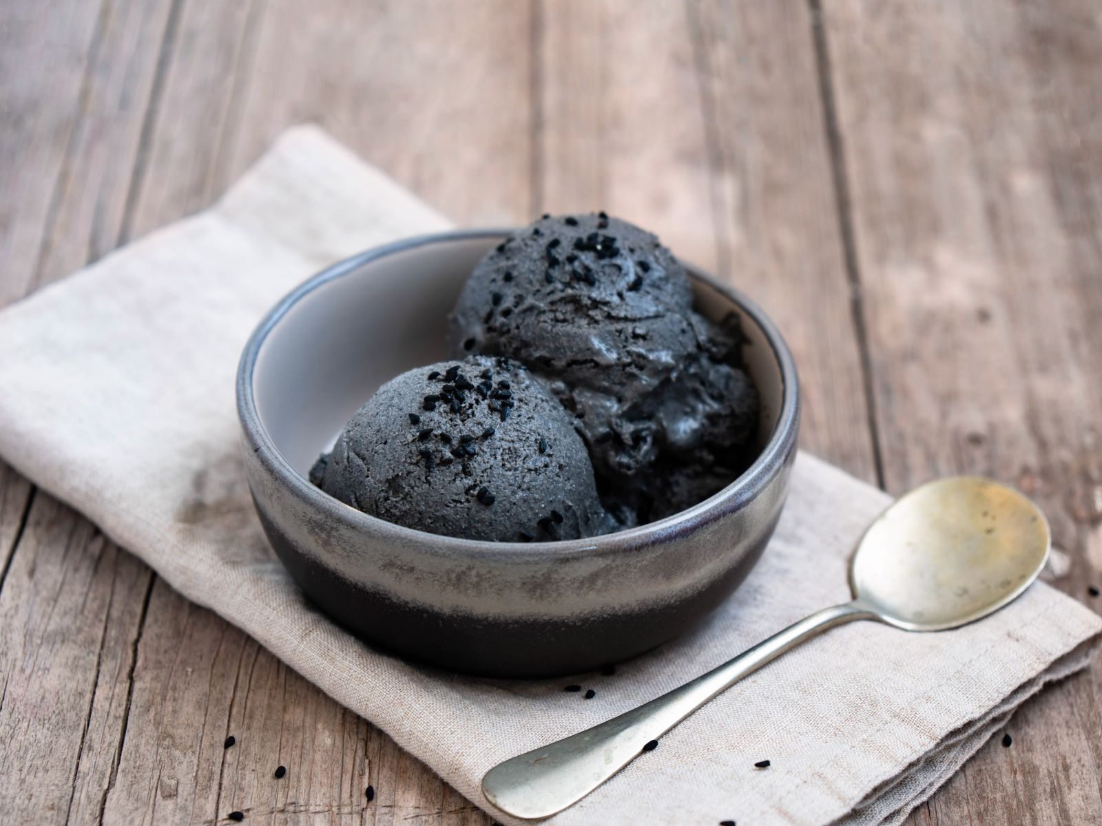 black-sesame-ice-cream-recipe