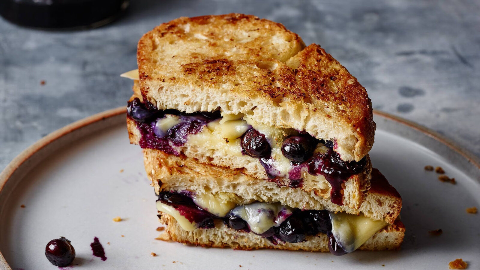 blueberry-goat-cheese-grilled-cheese-recipe