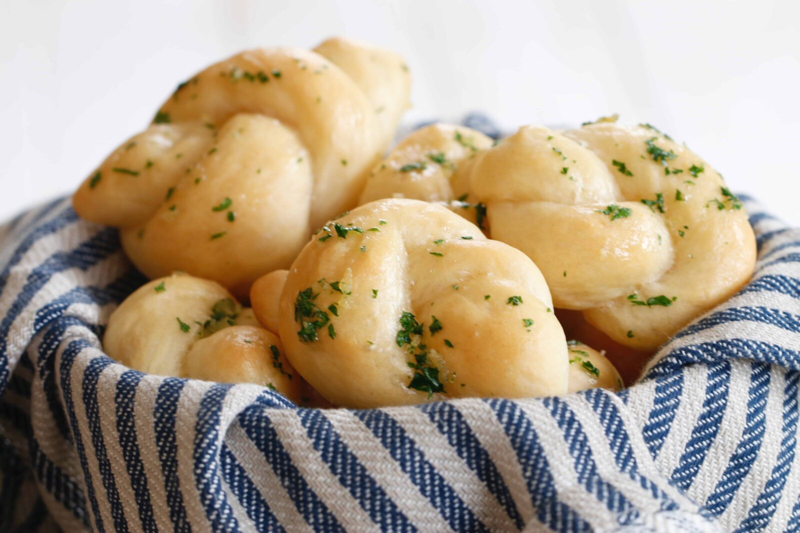 bread-knots-recipe