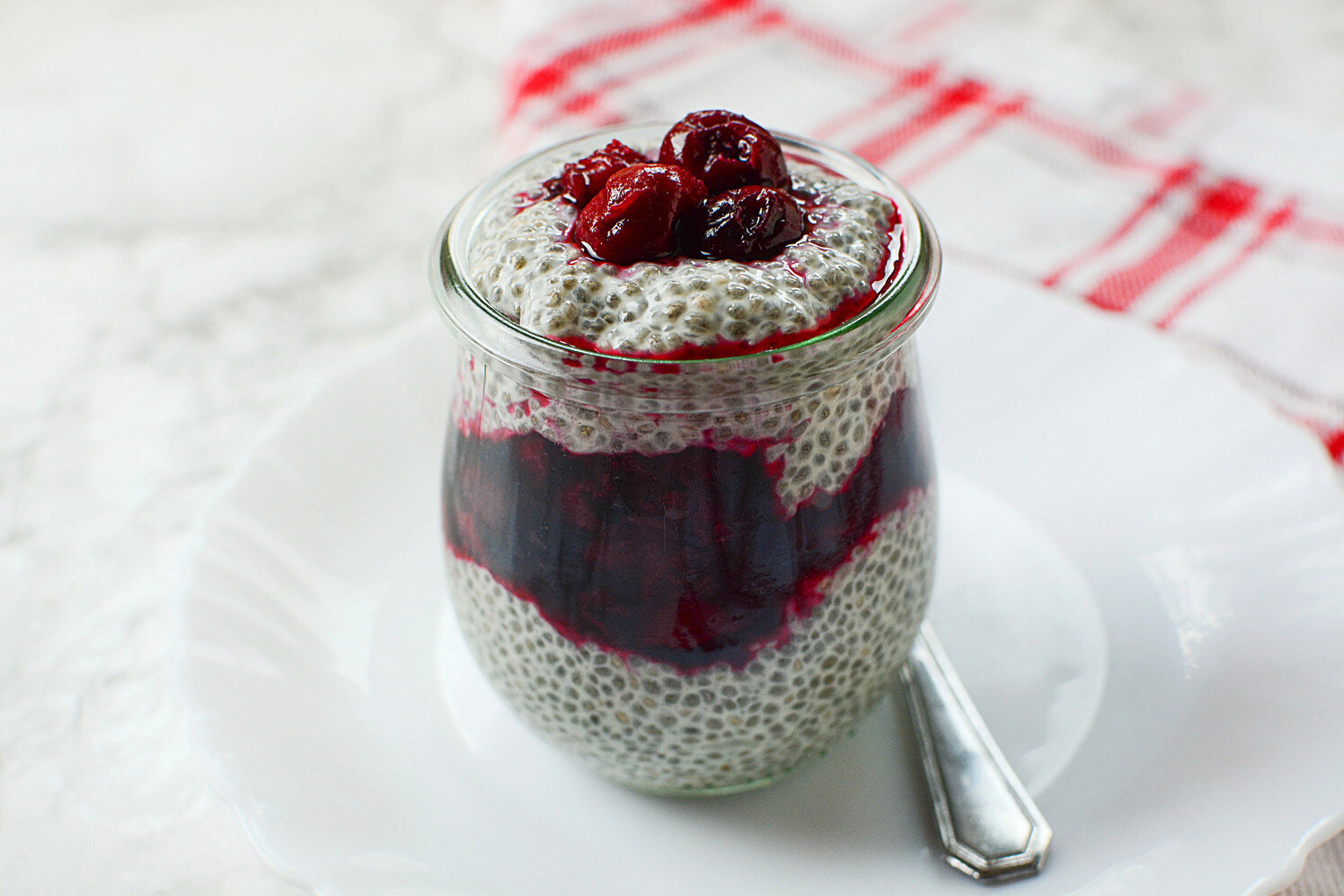 cherry-vanilla-chia-pudding-recipe