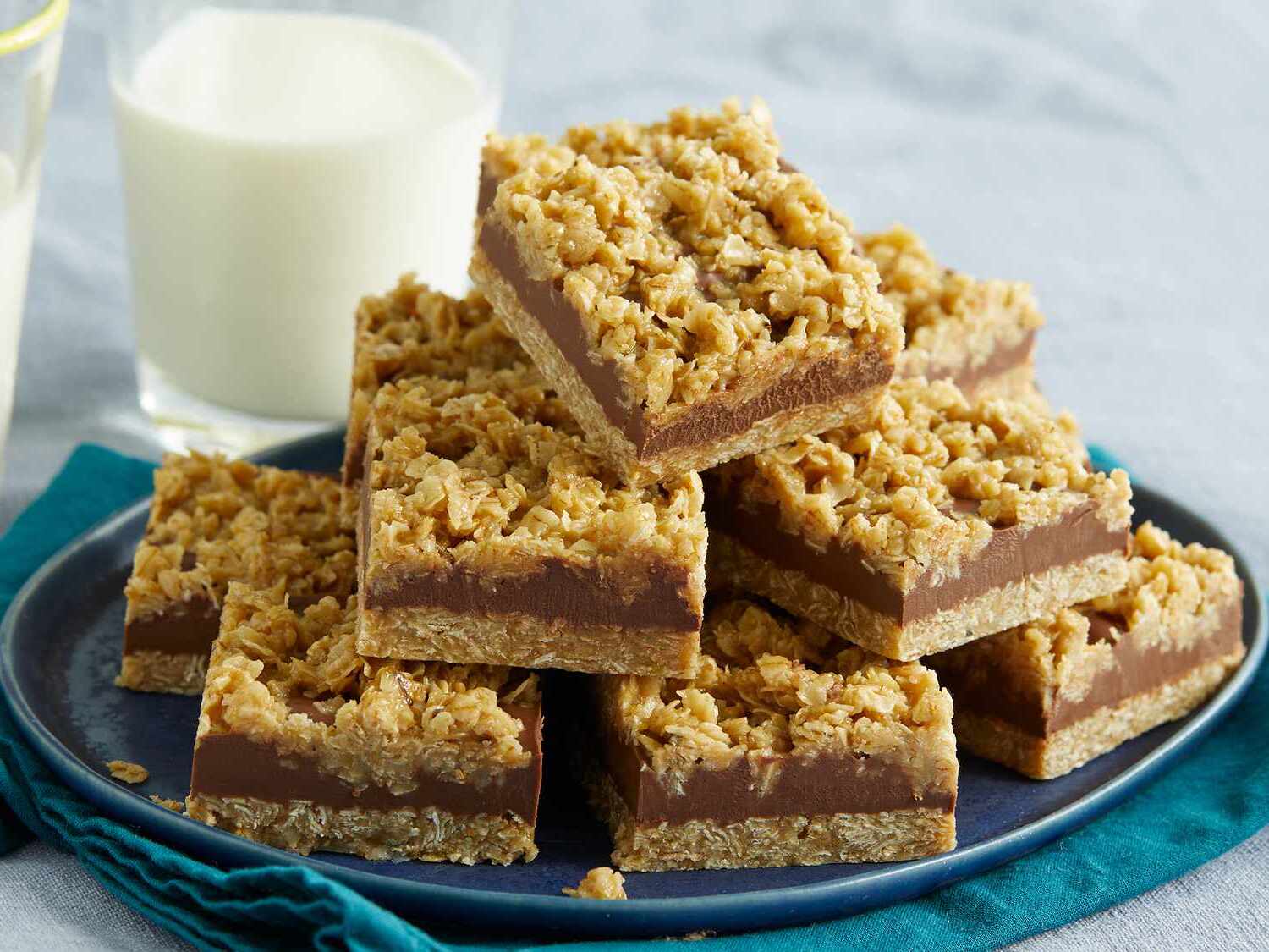 chocolate-peanut-butter-oat-bars-recipe