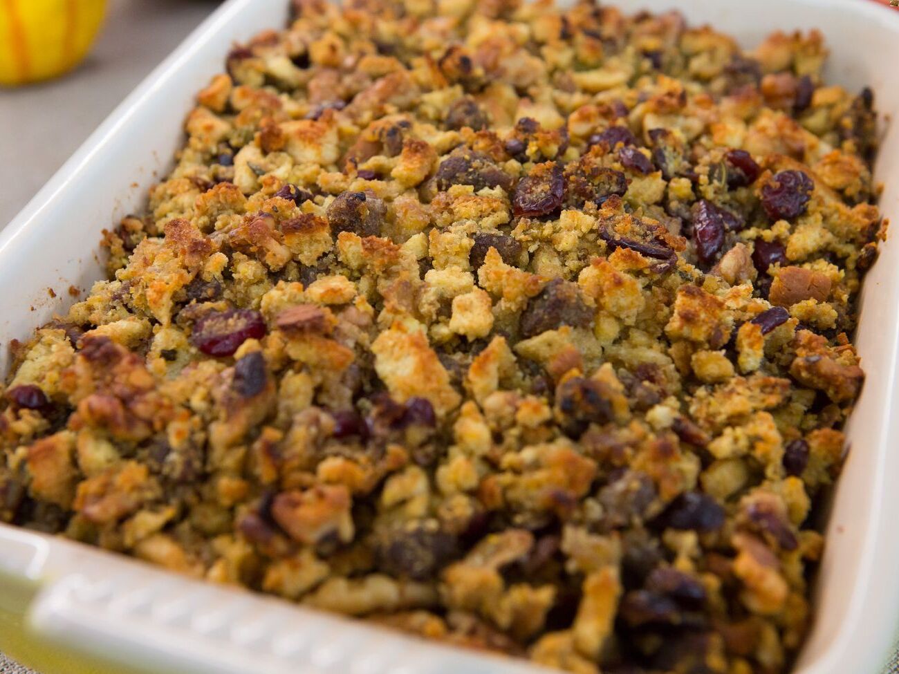 cranberry-walnut-stuffing-recipe