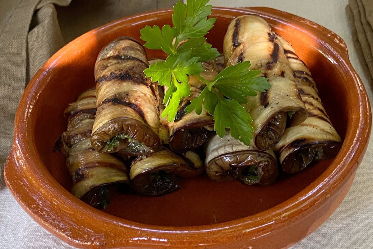 eggplant-walnut-stuffed-shells-recipe