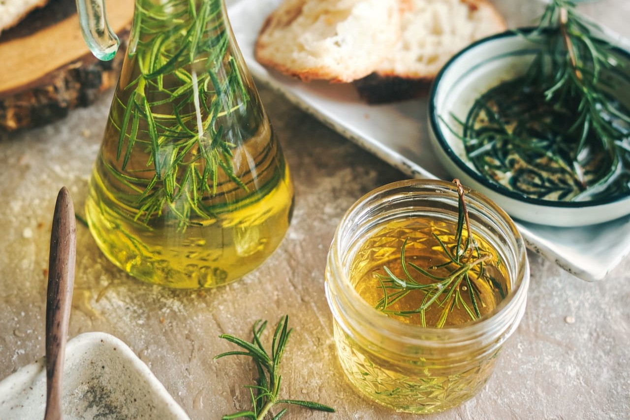 garlic-herb-oil-recipe