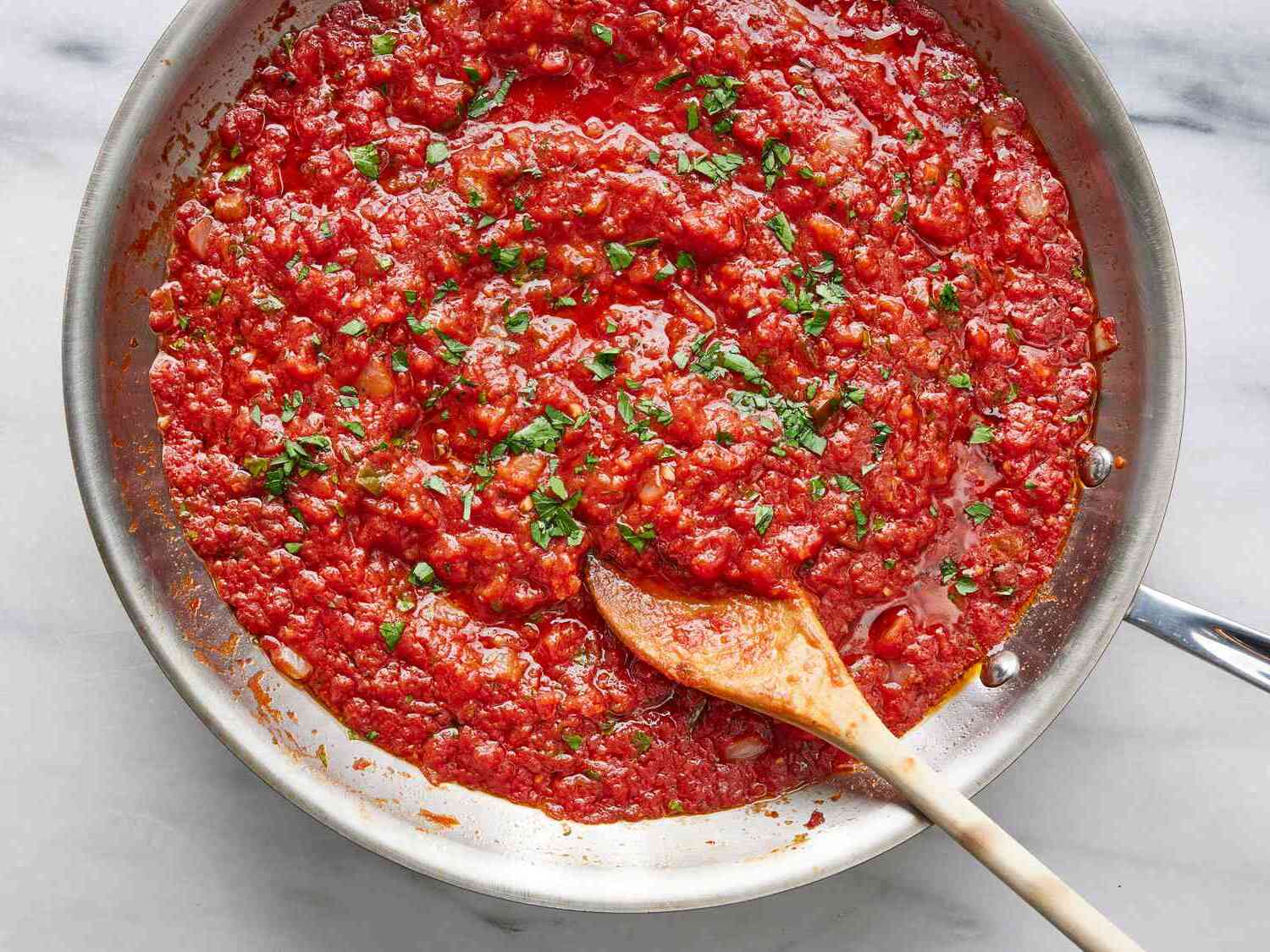 garlic-herb-tomato-sauce-recipe