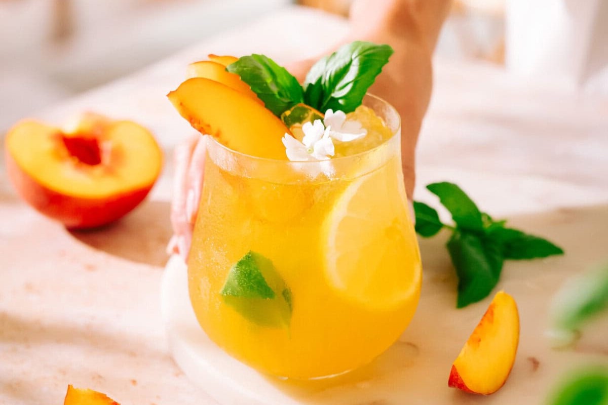 ginger-peach-sparkler-recipe