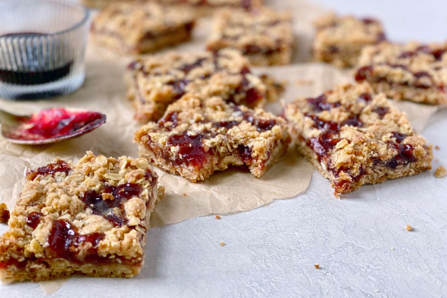 jam-filled-oatmeal-bars-recipe