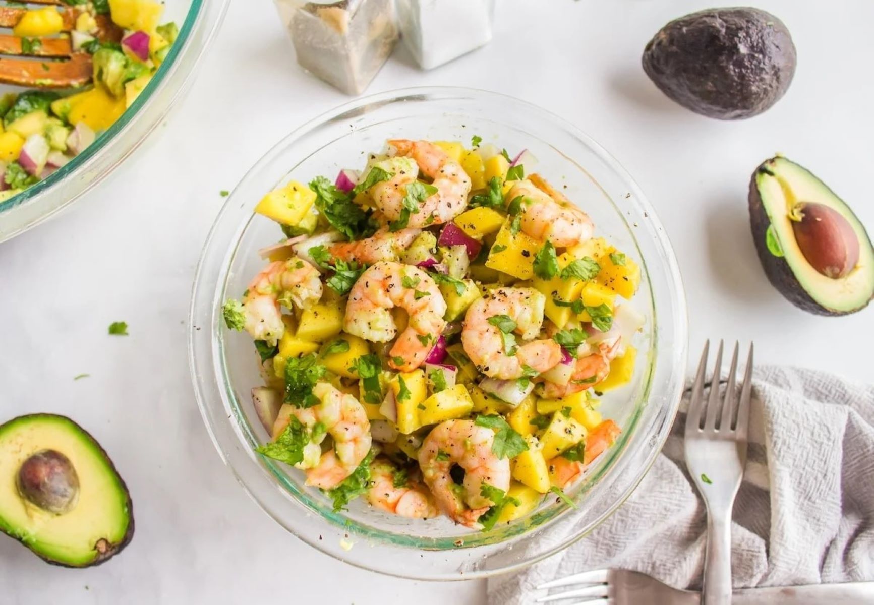 mango-avocado-shrimp-salad-recipe