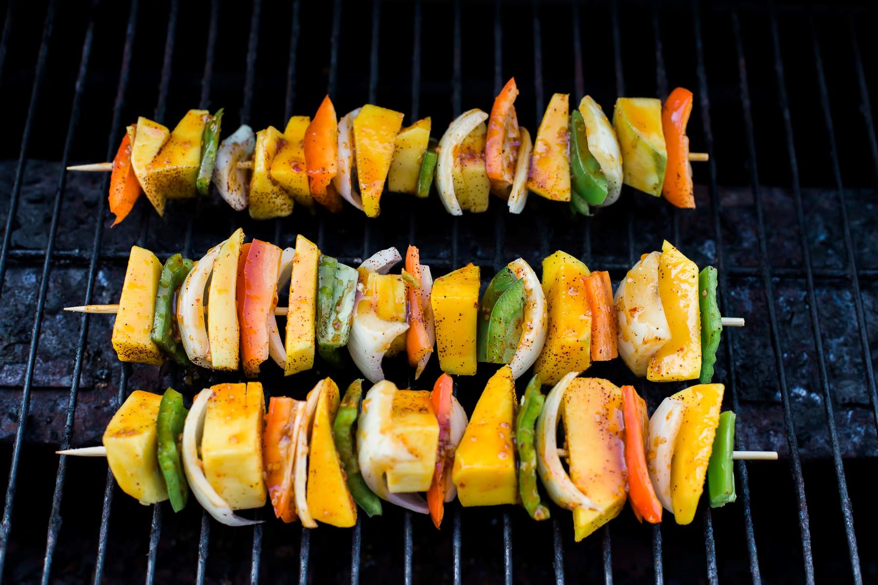 mango-bell-pepper-skewers-recipe