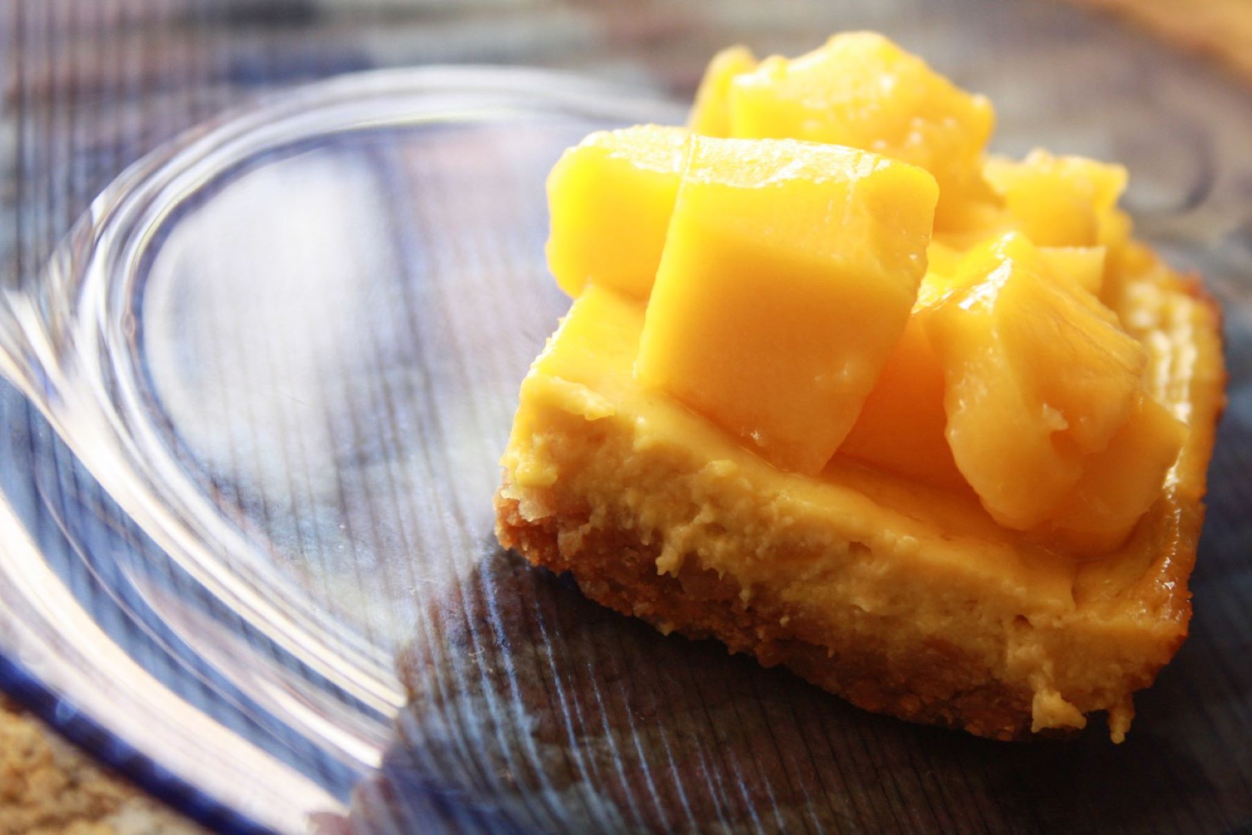 mango-cheesecake-bars-recipe