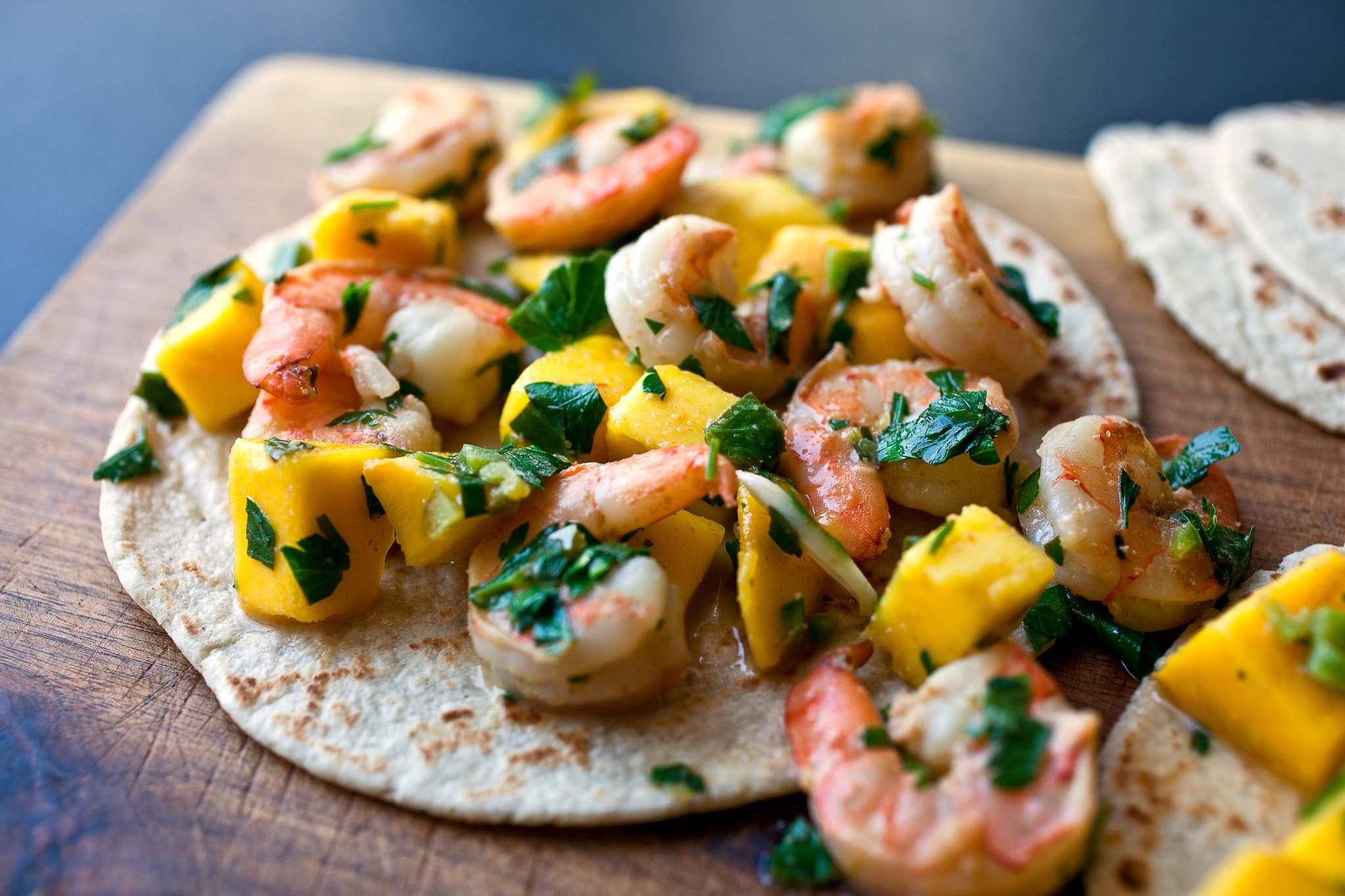 mango-shrimp-tacos-recipe