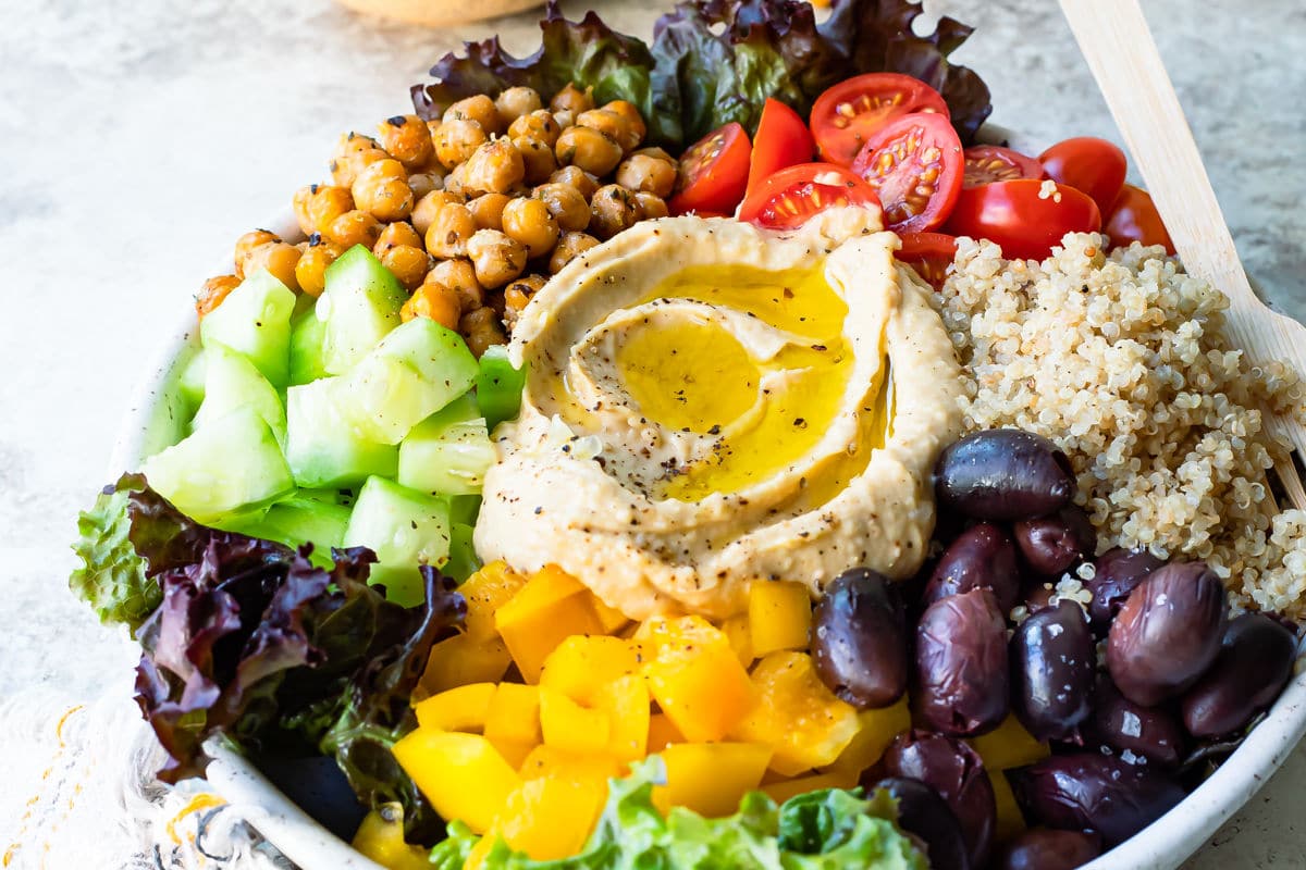 mediterranean-veggie-bowl-recipe