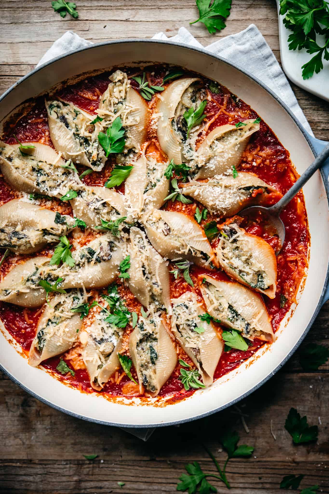 mushroom-spinach-stuffed-shells-recipe