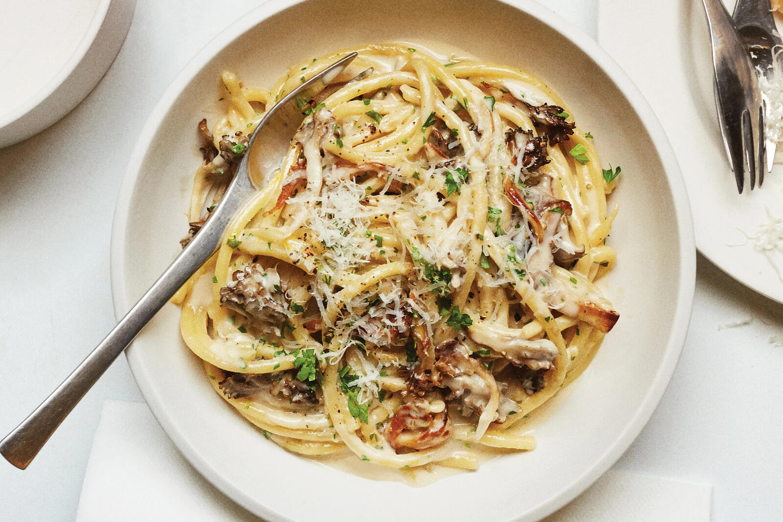 mushroom-truffle-oil-tagliatelle-recipe